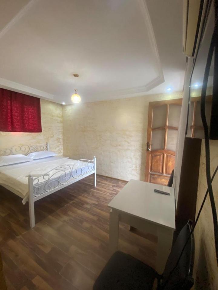 Elite Palace Plus Hotel Batumi Exterior photo